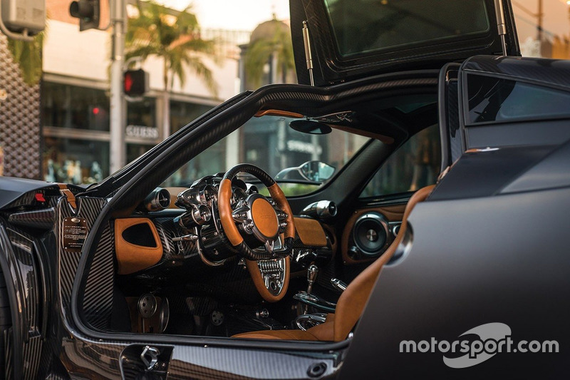 Pagani Huayra Tempesta