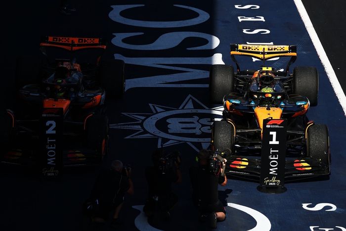 Lando Norris, McLaren, Oscar Piastri