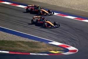 Lando Norris, McLaren, Oscar Piastri, McLaren