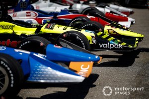 Felix Rosenqvist, Chip Ganassi Racing Honda, Sebastien Bourdais, Dale Coyne Racing with Vasser-Sullivan Honda