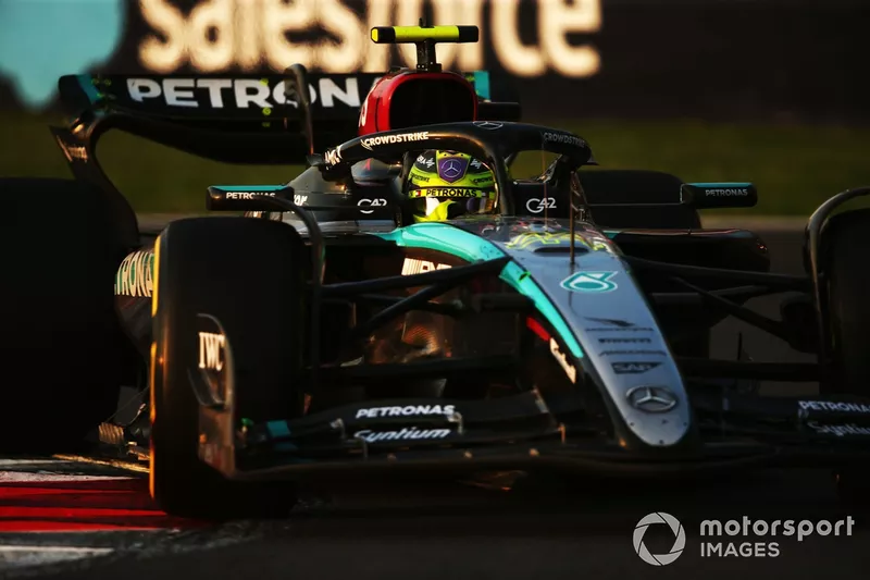 Lewis Hamilton, Mercedes F1 W15 