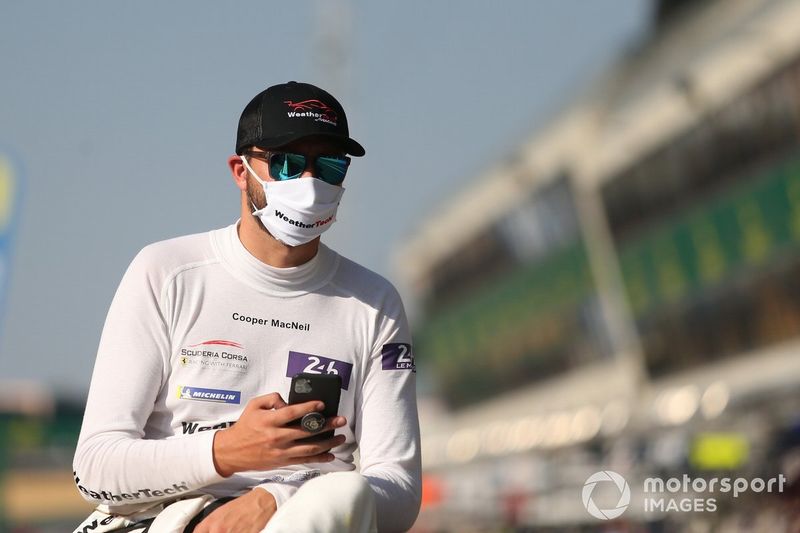 #63 Weathertech Racing Ferrari 488 GTE EVO: Cooper Macneil 