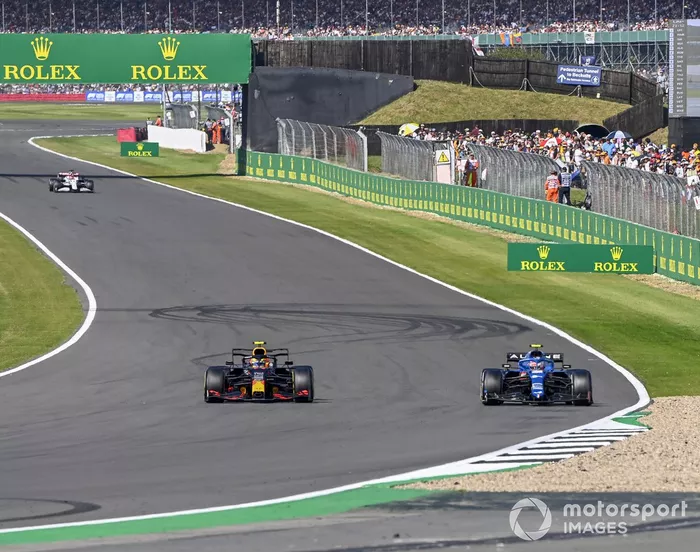Sergio Perez, Red Bull Racing RB16B , Esteban Ocon, Alpine A521