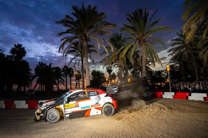 Sebastien Ogier, Benjamin Veillas, Toyota Gazoo Racing WRT Toyota GR Yaris Rally 1