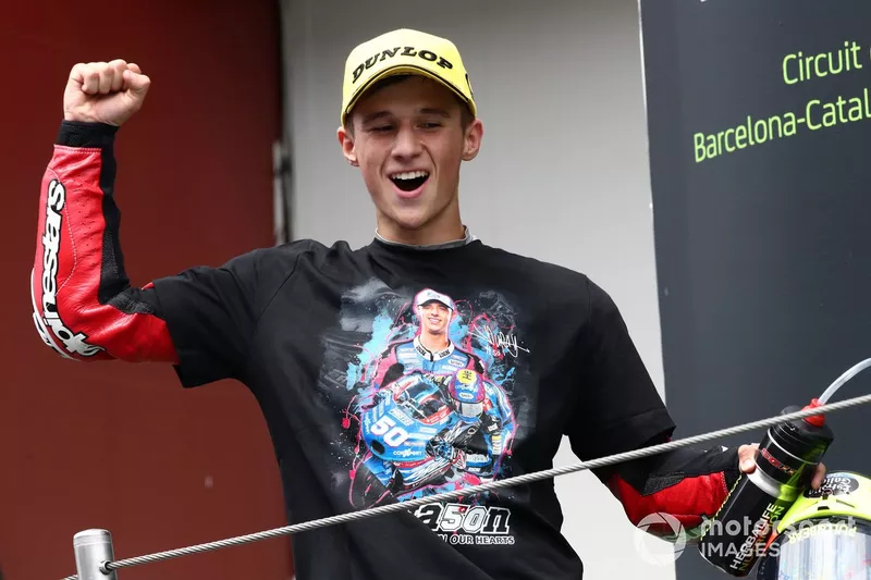 Ganador de la carrera, Sergio Garcia, Aspar Team Moto3