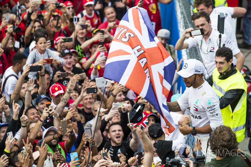 Lewis Hamilton győzelme az Olasz Nagydíjon