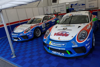 Le Porsche 911 GT3 Cup di Simone Iaquinta e Marco Cassarà, Ombra Racing