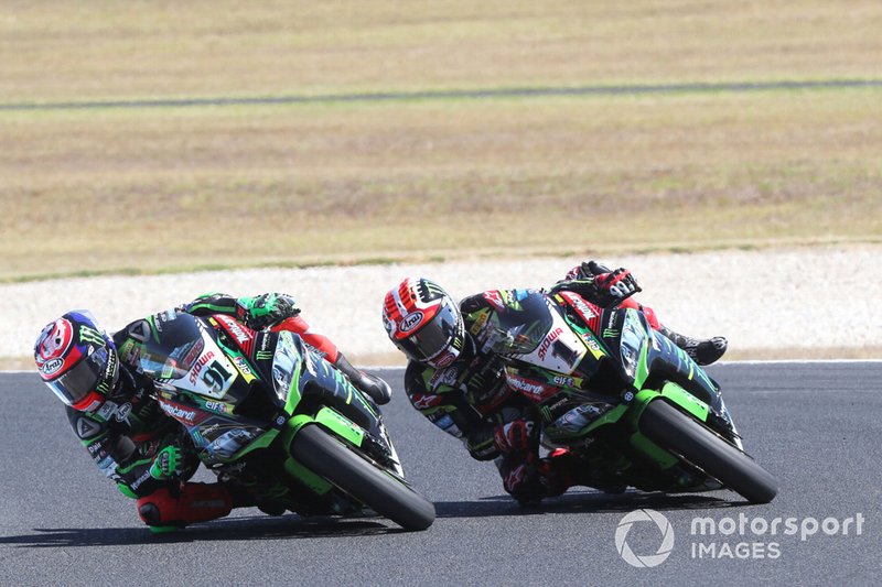 Leon Haslam et Jonathan Rea
