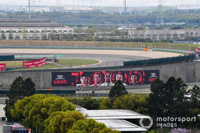 Carteles de la carrera 1.000