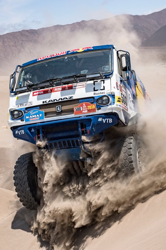 #500 Team Kamaz Master: Едуард Ніколаєв, Євген Яковлєв, Володимир Рибаков