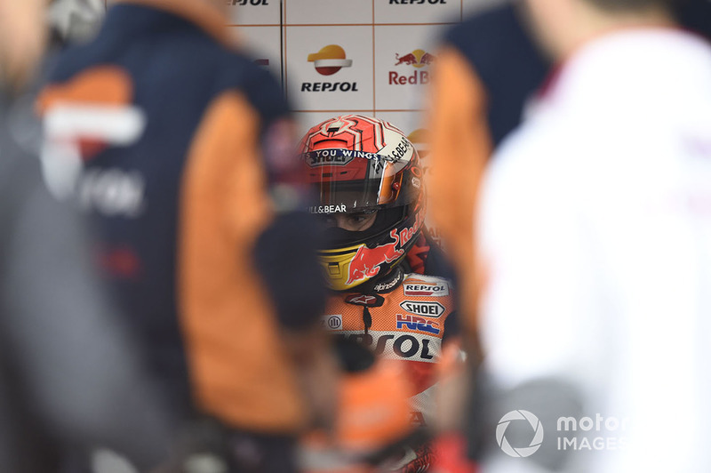 Marc Marquez, Repsol Honda Team, después de la caída