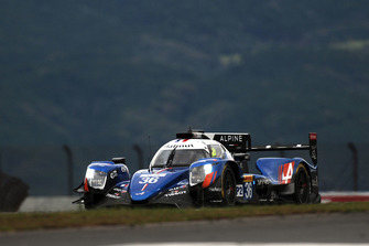 #36 Signatech Alpine Matmut Alpine A470: Nicolas Lapierre, Andre Negrao, Pierre Thiriet