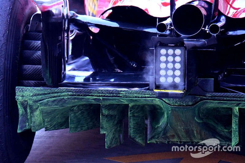 Detail bagian belakang Ferrari SF71H