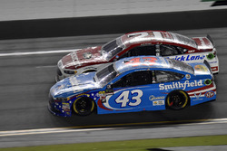 Ryan Blaney, Wood Brothers Racing Ford, Darrell Wallace Jr., Richard Petty Motorsports Ford