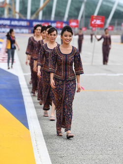 Des Grid Girls