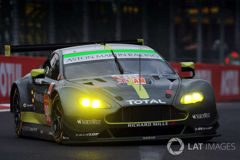 <img src="https://cdn-4.motorsport.com/static/img/cfp/0/0/0/0/14/s3/austria-2.jpg" alt="" width="20" height="12" /> Матиас Лауда