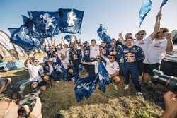 Dreifacherfolg für Peugeot Sport: Stéphane Peterhansel, Jean-Paul Cottret, Sébastien Loeb, Daniel El