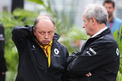 (L to R): Frederic Vasseur, Renault Sport F1 Team Racing Director with Jerome Stoll, Renault Sport F1 President