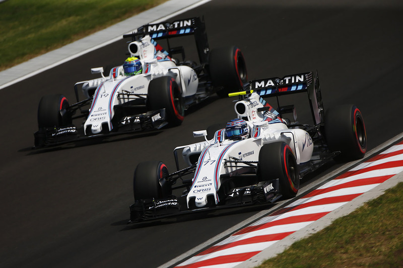 Valtteri Bottas, Williams FW38; Felipe Massa, Williams FW38