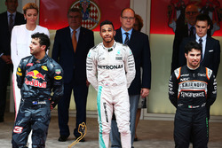 Podium: race winner Lewis Hamilton, Mercedes AMG F1, second place Daniel Ricciardo, Red Bull Racing,