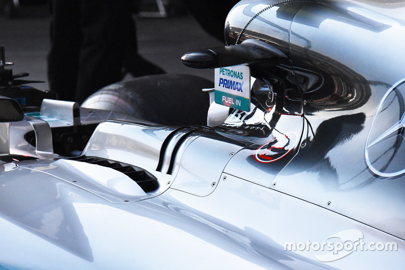 Mercedes F1 W08: Luftauslass neben dem Cockpit