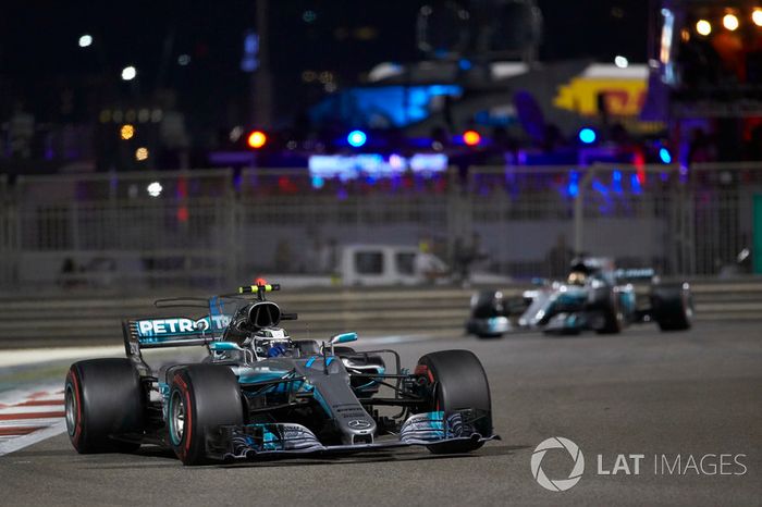 Valtteri Bottas, Mercedes AMG F1 W08, Lewis Hamilton, Mercedes AMG F1 W08