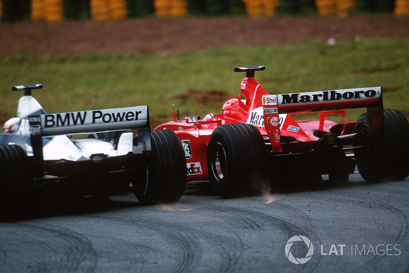 Juan Pablo Montoya, BMW Williams FW23, Michael Schumacher, Ferrari F1 2001