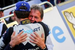 Malcolm Wilson, directeur M-Sport, avec Sébastien Ogier, M-Sport