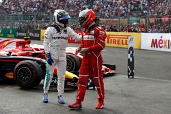 Segundo, Valtteri Bottas, Mercedes AMG F1, tercero, Kimi Raikkonen, Ferrari