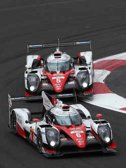 #6 Toyota Racing Toyota TS050 Hybrid: Stéphane Sarrazin, Mike Conway, Kamui Kobayashi, #5 Toyota Racing Toyota TS050 Hybrid: Sébastien Buemi, Kazuki Nakajima