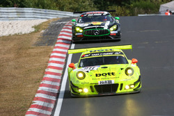 #911 Manthey Racing, Porsche GT3R: Jörg Bergemeister, Patrck Pilet