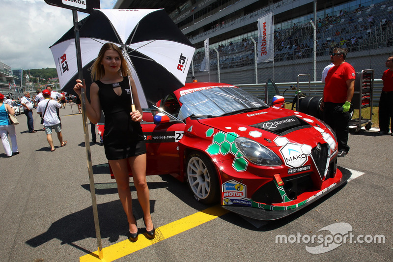 Grid girl of Petr Fulín, Mulsanne Racing, Alfa Romeo Giulietta TCR