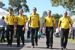 Remi Taffin, Director de técnico de Renault Sport F1 motor con Nick Chester, Director de técnico de