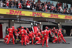 Кімі Райкконен, Ferrari SF16-H на піт-стопі