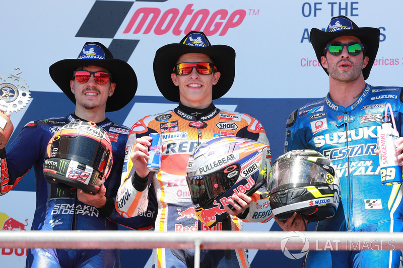 Podio: 1º Marc Márquez, 2º Maverick Viñales, 3º Andrea Iannone