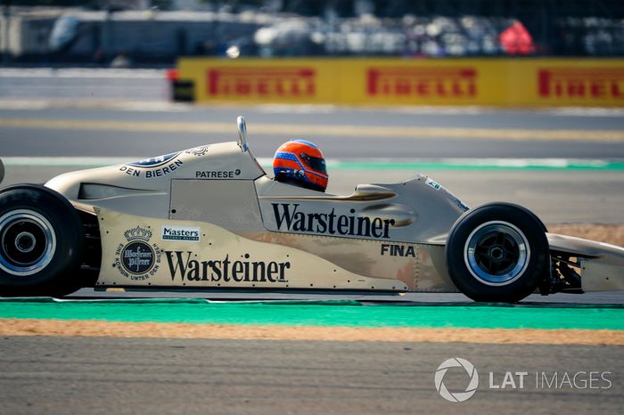 Arrows A1 en el desfile del 70 aniversario de Silverstone