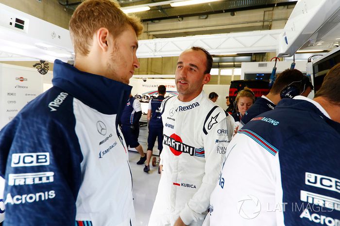 Robert Kubica, Williams Martini Racing, y Sergey Sirotkin, Williams Racing