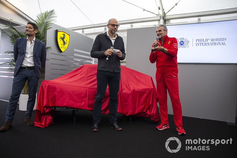 Maurizio Arrivabene, directeur de Ferrari, lors de la présentation de la nouvelle livrée