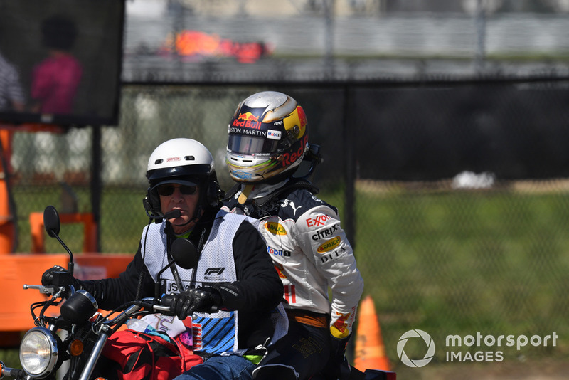 Abandon : Daniel Ricciardo (Red Bull Racing)