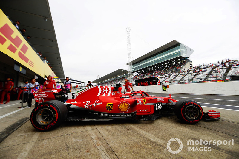 Sebastian Vettel, Ferrari SF71H, leaves the garage