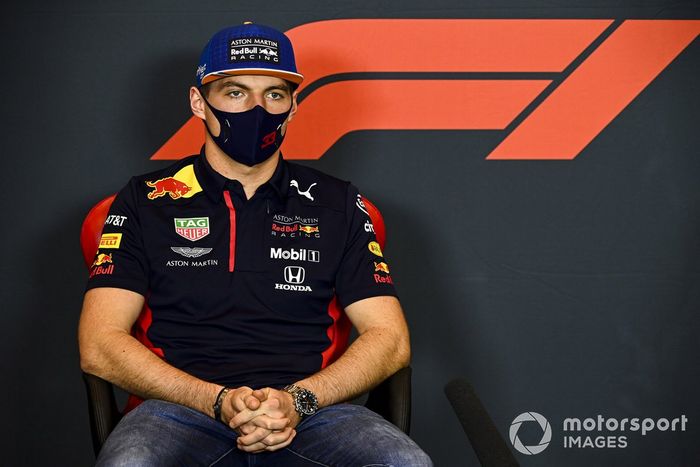 Max Verstappen, Red Bull Racing, en la conferencia de prensa