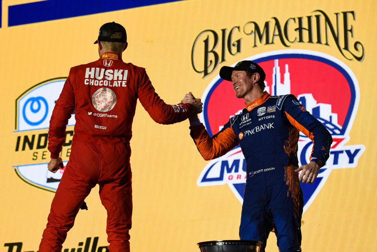 Marcus Ericsson, Chip Ganassi Racing Honda, is congratulated by team-mate Scott Dixon after his victory in Nashville