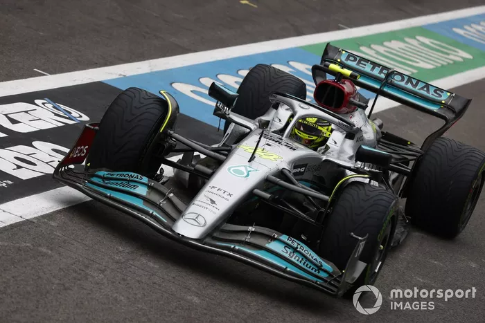 Lewis Hamilton, Mercedes W13