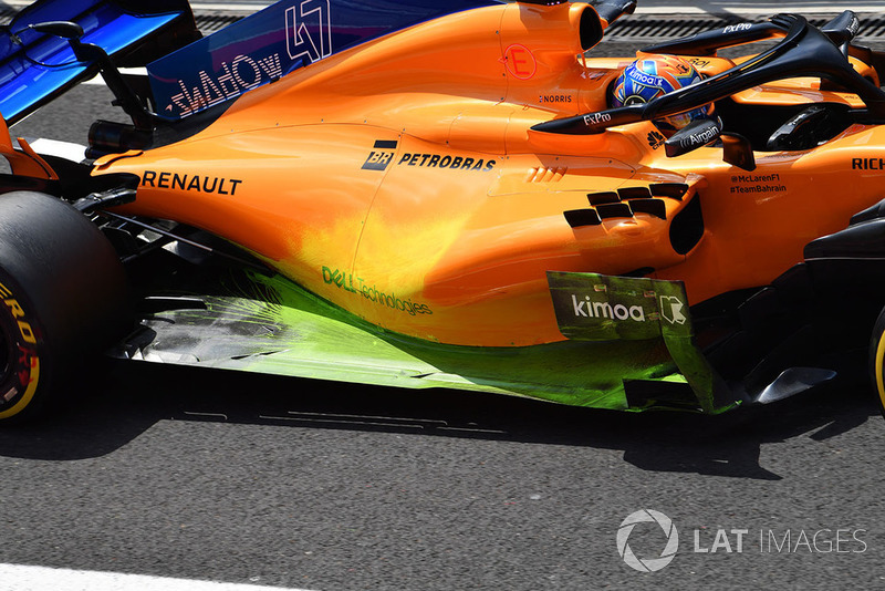 McLaren MCL33, aerofesték az oldaldobozon és a padlólemezen
