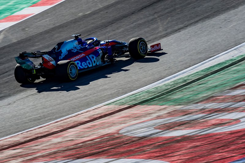 Александр Элбон, Scuderia Toro Rosso STR14