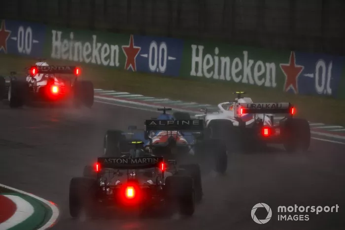 Yuki Tsunoda, AlphaTauri AT02, Mick Schumacher, Haas VF-21, Fernando Alonso, Alpine A521, Sebastian Vettel, Aston Martin AMR21