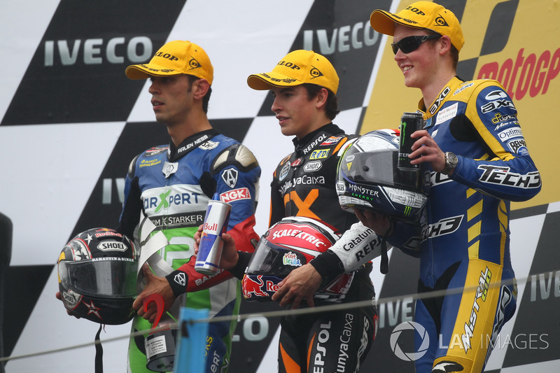 Podium : 1er Marc Márquez, 2e Kenan Sofuoglu, 3e Bradley Smith