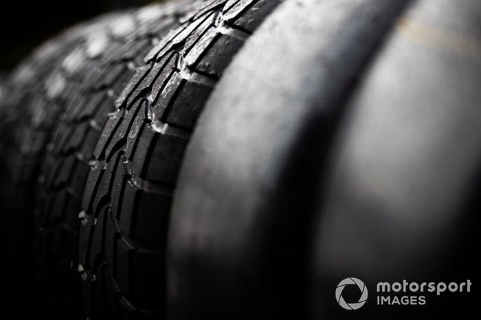 Neumáticos Pirelli