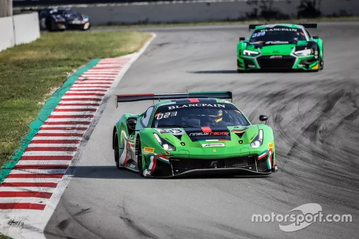 #333 Rinaldi Racing Ferrari 488 GT3: Rinat Salikhov, David Perel, Denis Bulatov