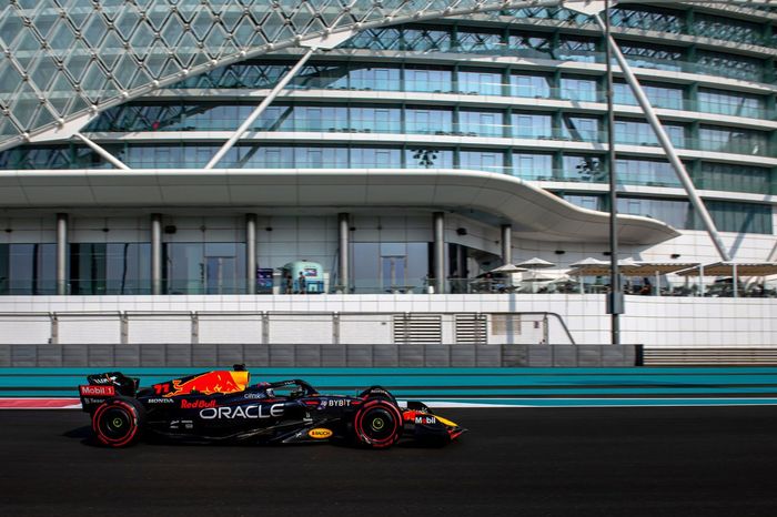 Sergio Perez, Red Bull Racing RB18 